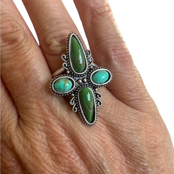 Green and Turquoise Stone Silver Ring - Picture 2 of 6
